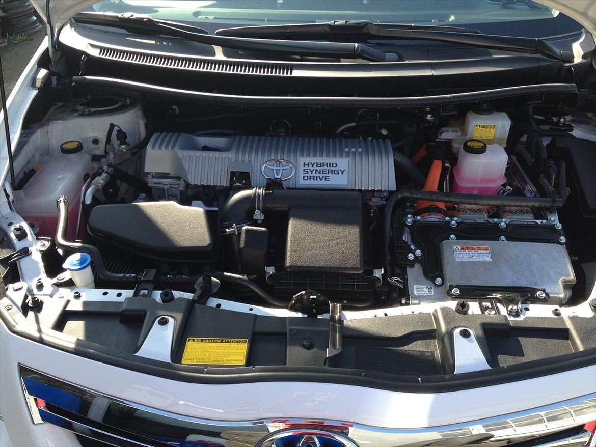 Toyota Auris 1,8 HSD ( Solgt ) billede 8