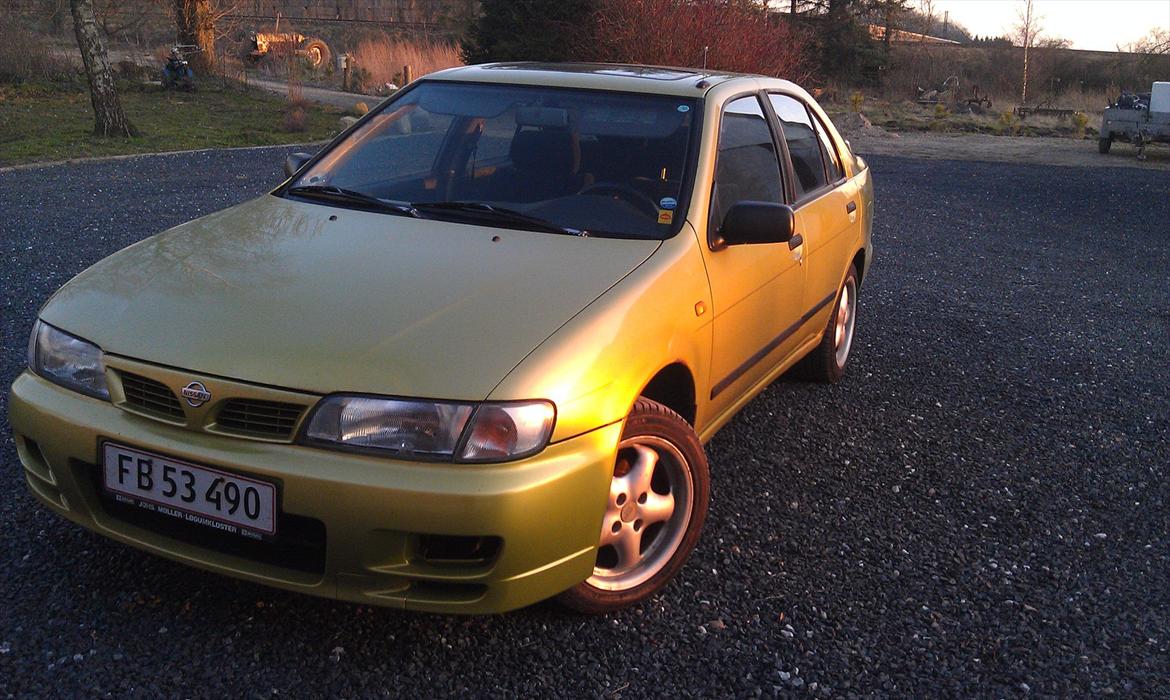 Nissan Almera billede 2