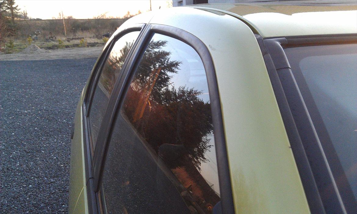 Nissan Almera billede 3