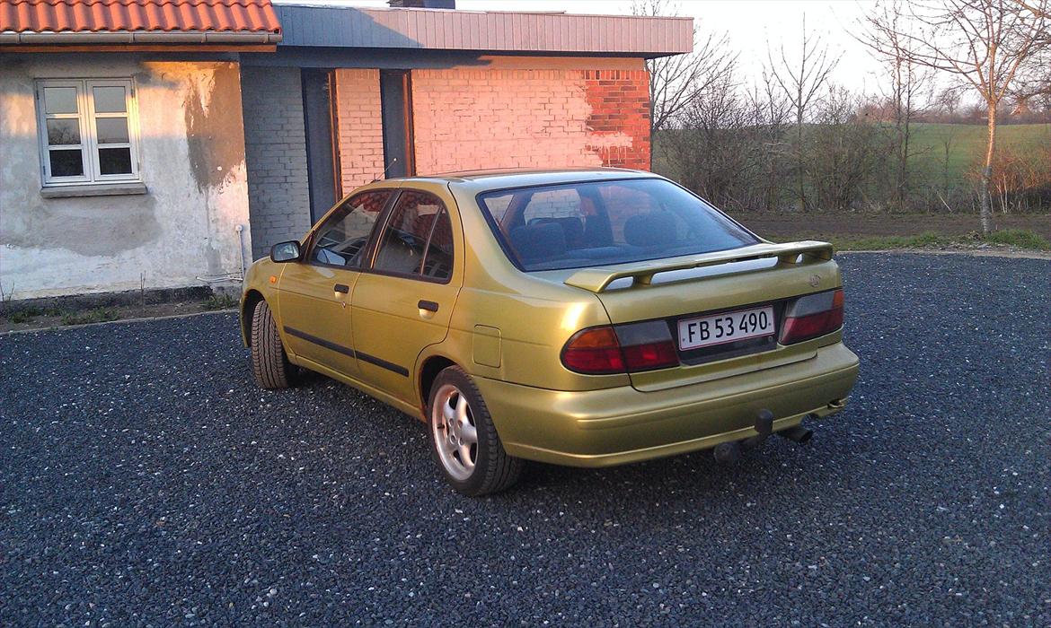Nissan Almera billede 5