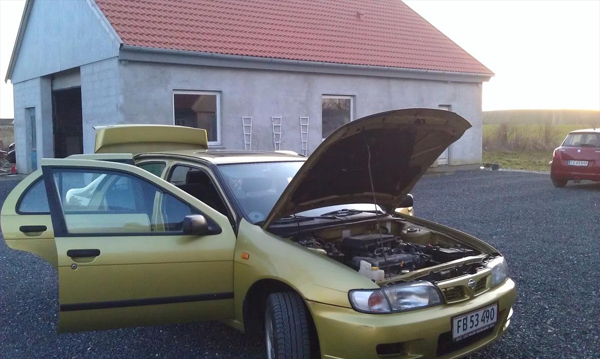 Nissan Almera billede 8