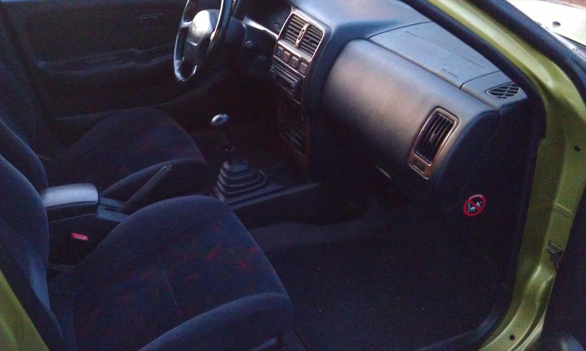 Nissan Almera billede 17