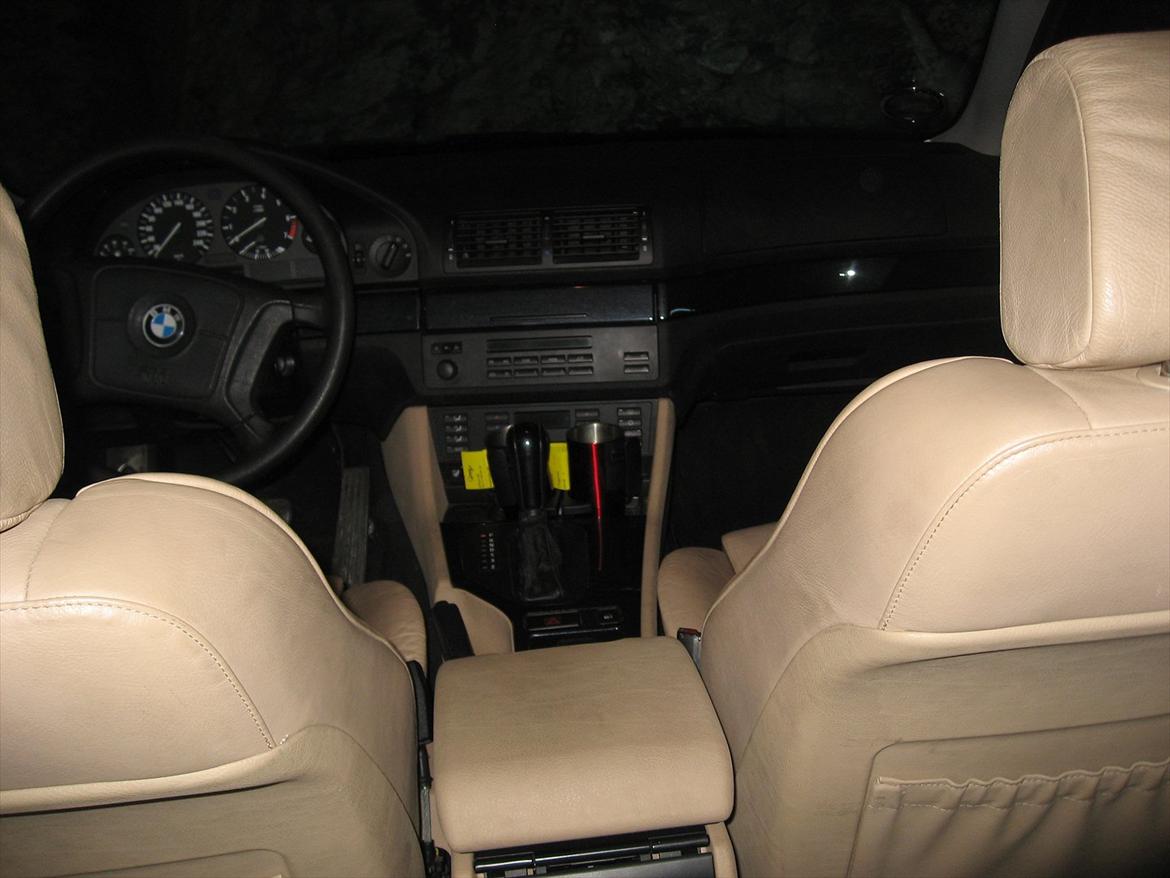 BMW E39 523i billede 5