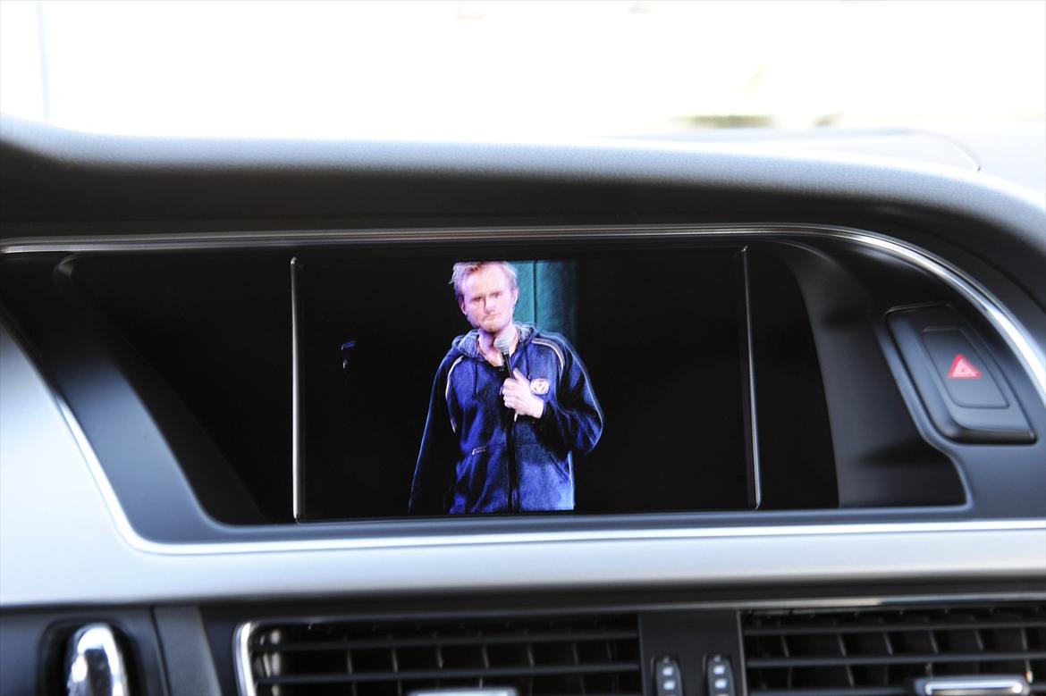 Audi A5 2,0 TFSI Cabriolet SOLGT - DVD free under kørsel billede 12