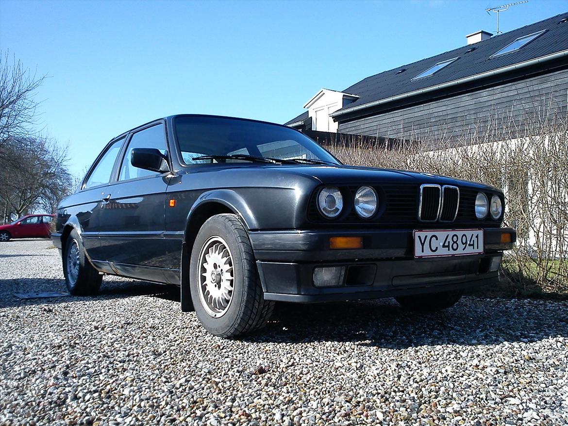 BMW E30 318i(Solgt) billede 10