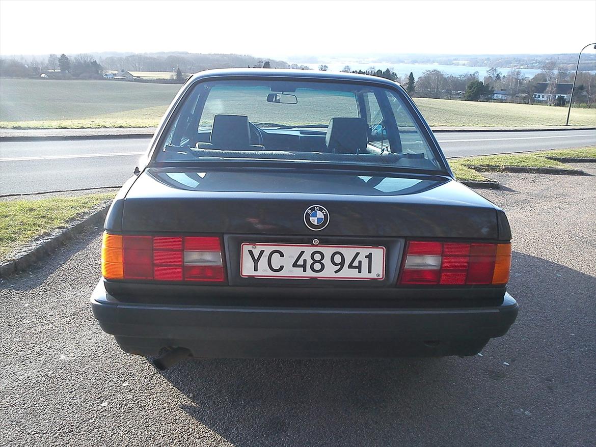 BMW E30 318i(Solgt) billede 14