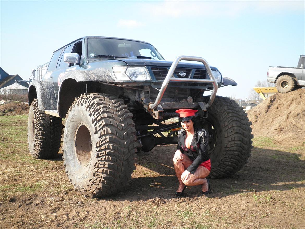 Nissan patrol   billede 3