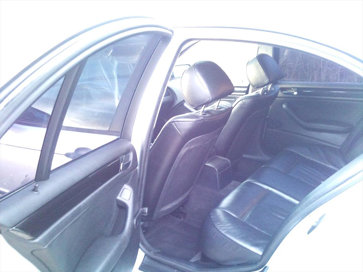 BMW e46 320d Totalskadet billede 16