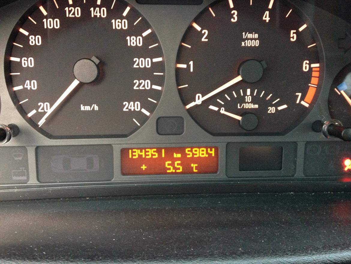 BMW 320i Steptr billede 5