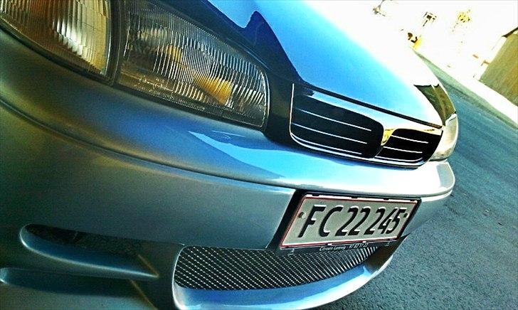 Toyota Carina E billede 8