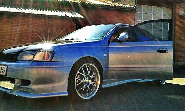 Toyota Carina E billede 13