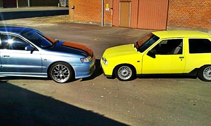 Toyota Carina E billede 15