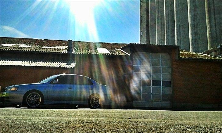 Toyota Carina E billede 17