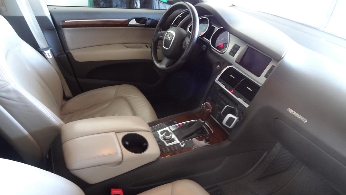 Audi Q7 3.0 TDi Quattro Van SOLGT billede 5