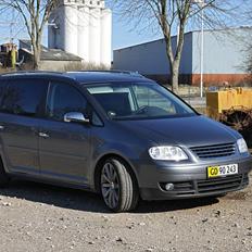 VW Touran DSG 140 Higline