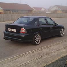 Opel Vectra b 1,6 16v "Solgt"