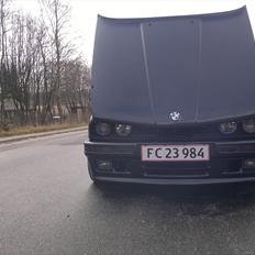 BMW E30 325i M-tech 2 