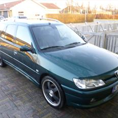 Peugeot 306