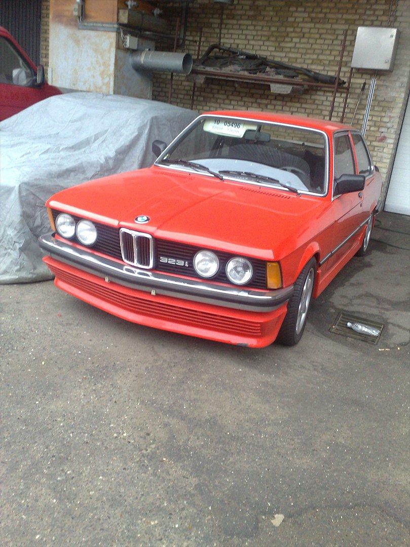 BMW E21 323i billede 4
