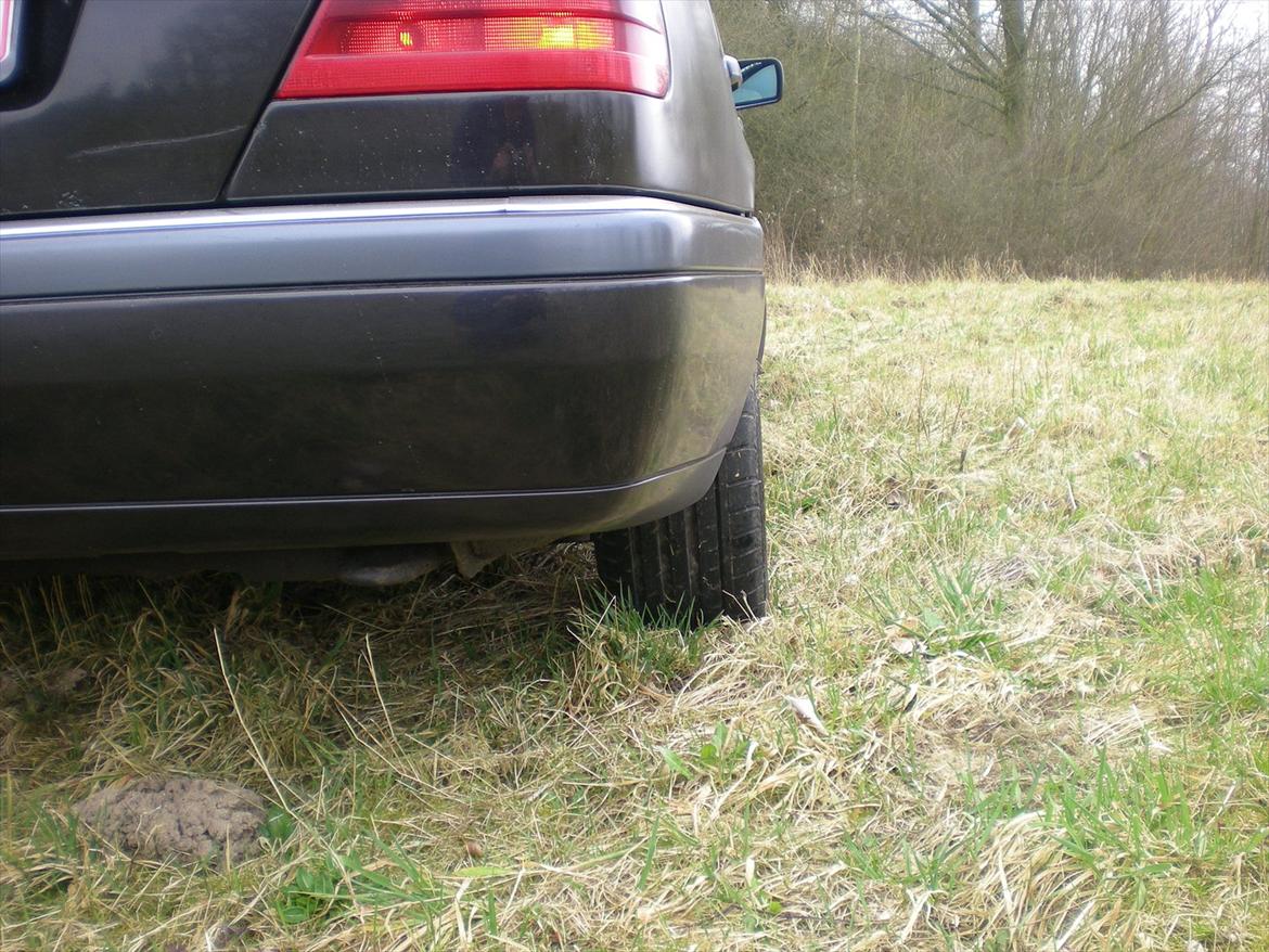 Mercedes Benz C250D Elegance - Nye som den står nu
Med spacer bagpå billede 13