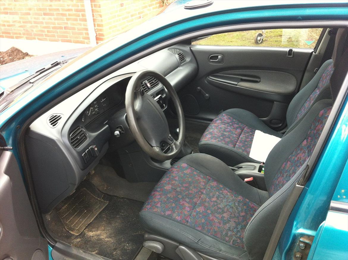 Mazda 323 s billede 9