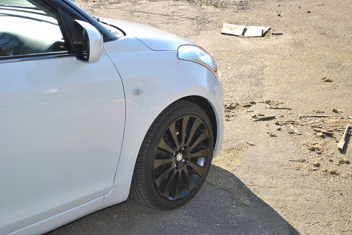 Suzuki Swift Totalskadet :- / billede 7