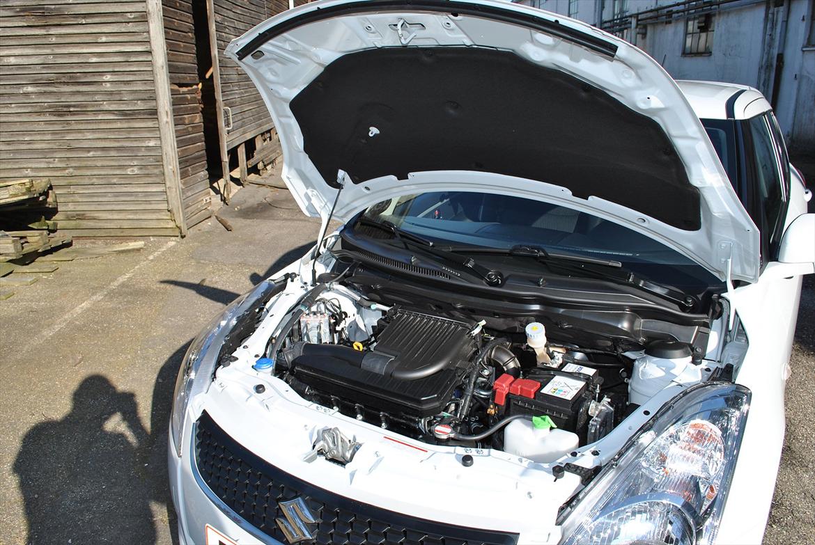 Suzuki Swift Totalskadet :- / billede 12
