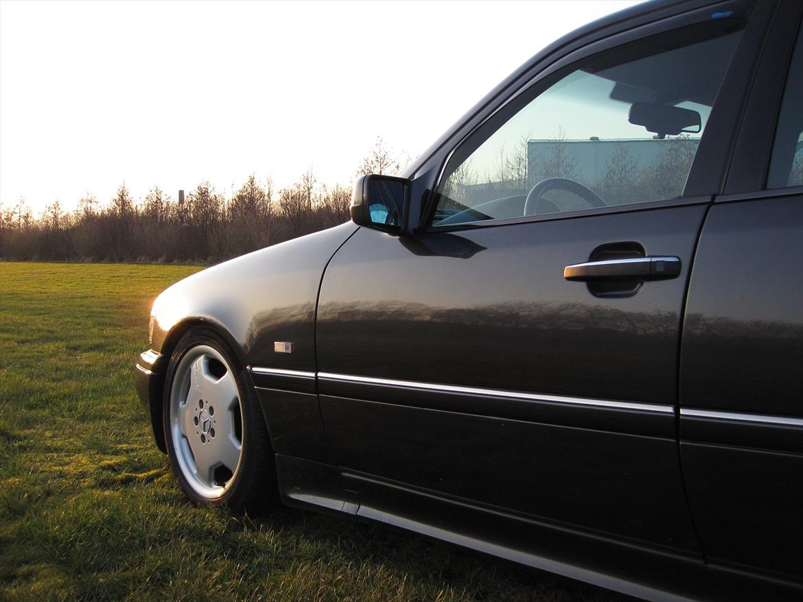 Mercedes Benz C230 Kompressor "AMG" billede 2