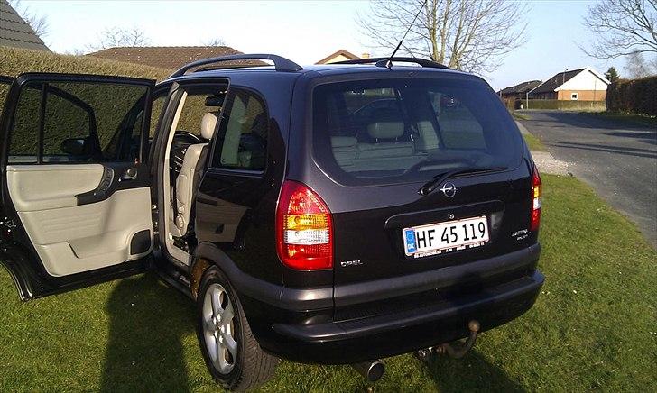 Opel Zafira 7 pers. 2,0Dti Selection "solgt" billede 12