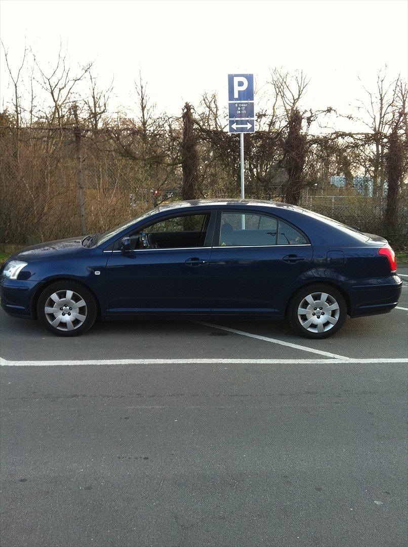 Toyota Avensis billede 3