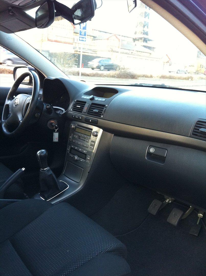 Toyota Avensis billede 7