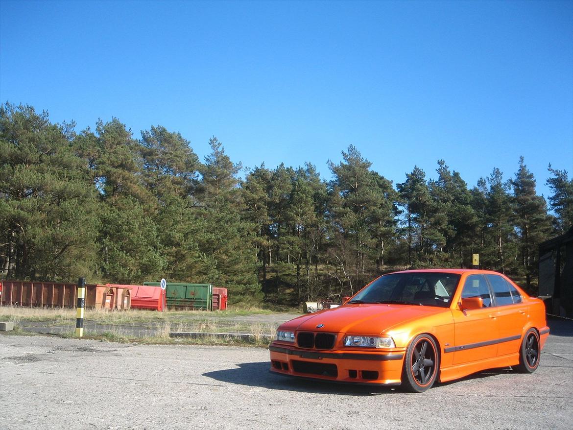 BMW E36 328i billede 1