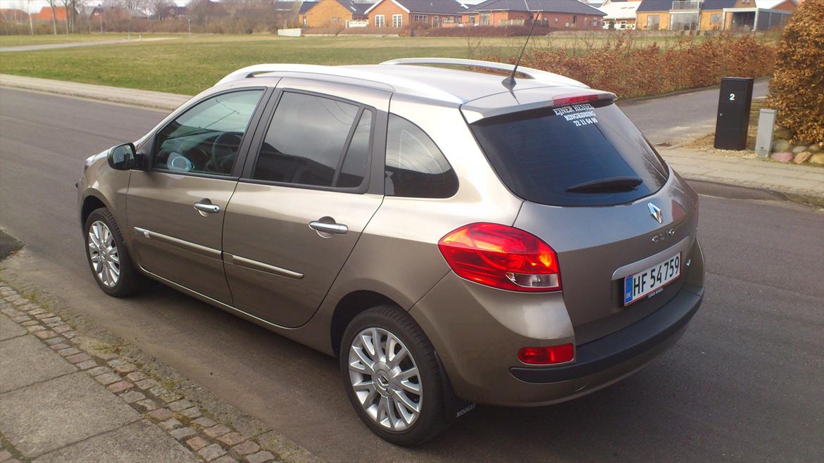 Renault Clio 1.5 dci Sport Tourer billede 2