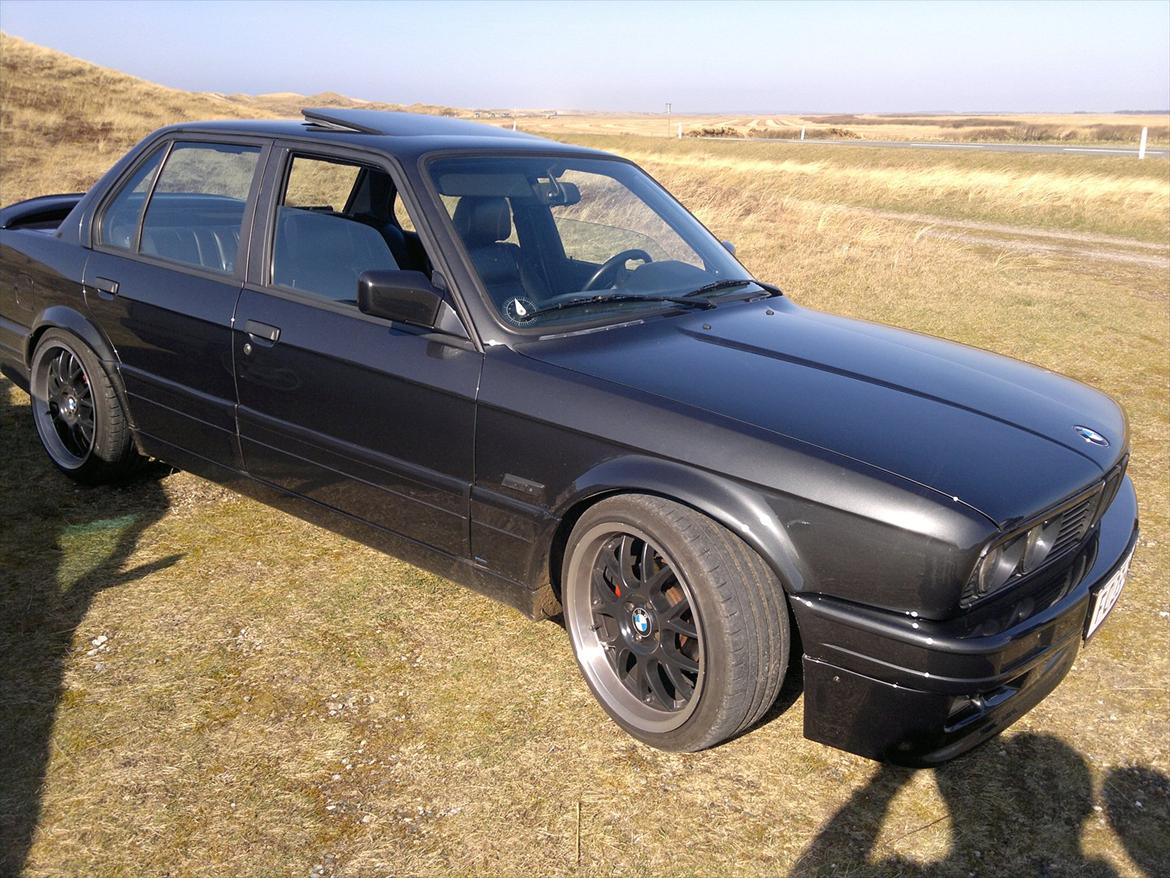 BMW E30 325i M-tech 2  - I solskin. billede 10