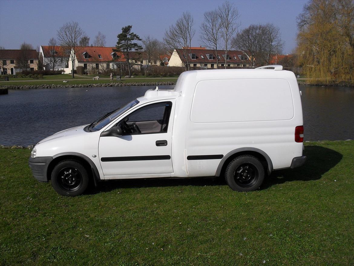 Opel corsa b combo 1,4i (Snehvide) billede 5