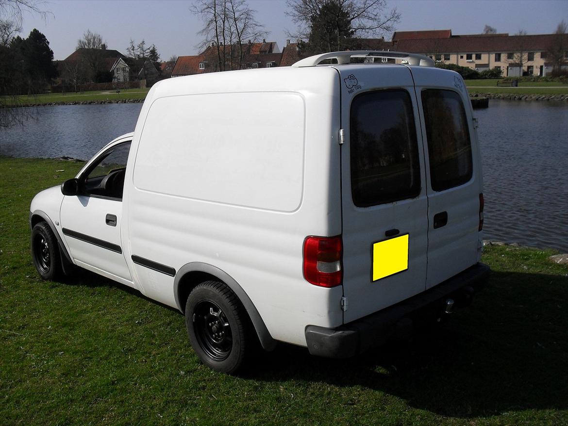 Opel corsa b combo 1,4i (Snehvide) billede 6