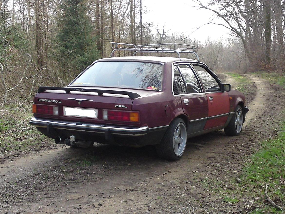 Opel rekord e1 billede 9