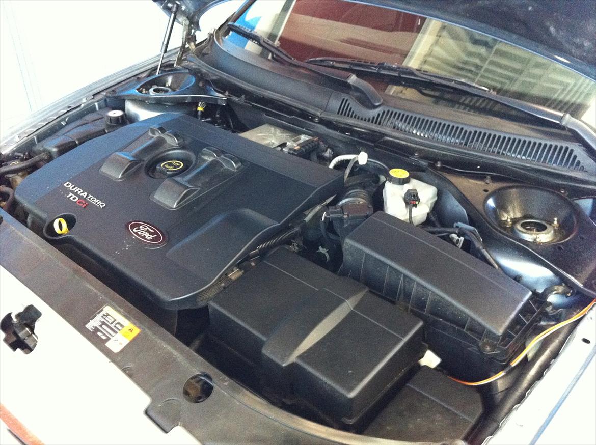 Ford Mondeo Stationcar - Maskin rum (ikke meget at se )  billede 14