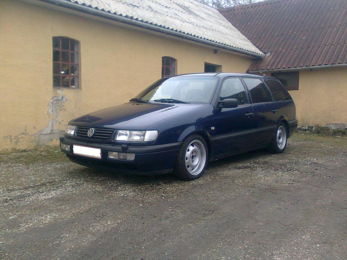 VW Passat Variant M-TDI Solgt. billede 1