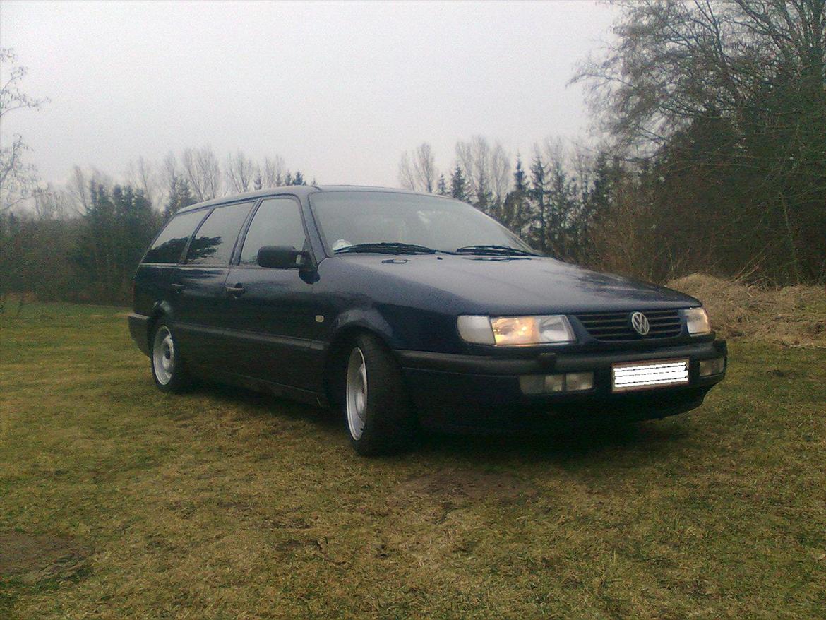 VW Passat Variant M-TDI Solgt. billede 4