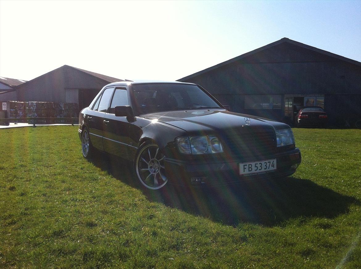 Mercedes Benz W124 300E-24 billede 17