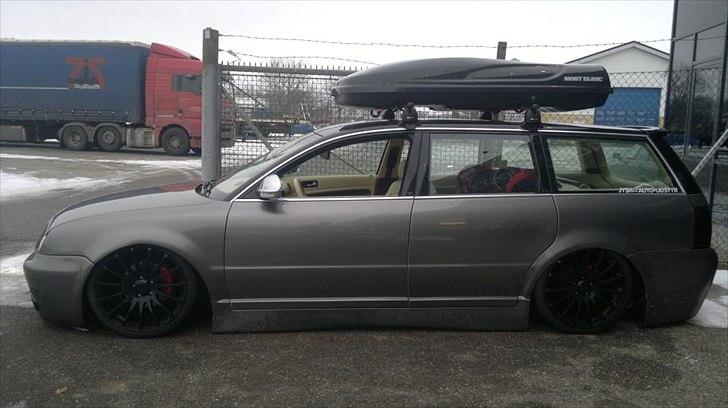 VW Passat Airride - Solgt - På vej på skiferie billede 10