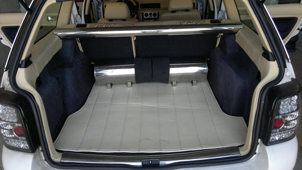 VW Passat Airride - Solgt - Færdigt bagagerum. (Inden den var til maler) billede 19