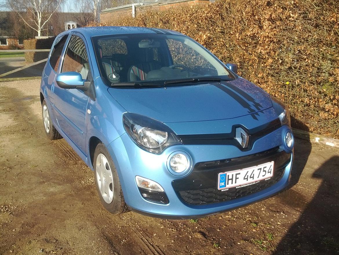 Renault Twingo totalskadet billede 1