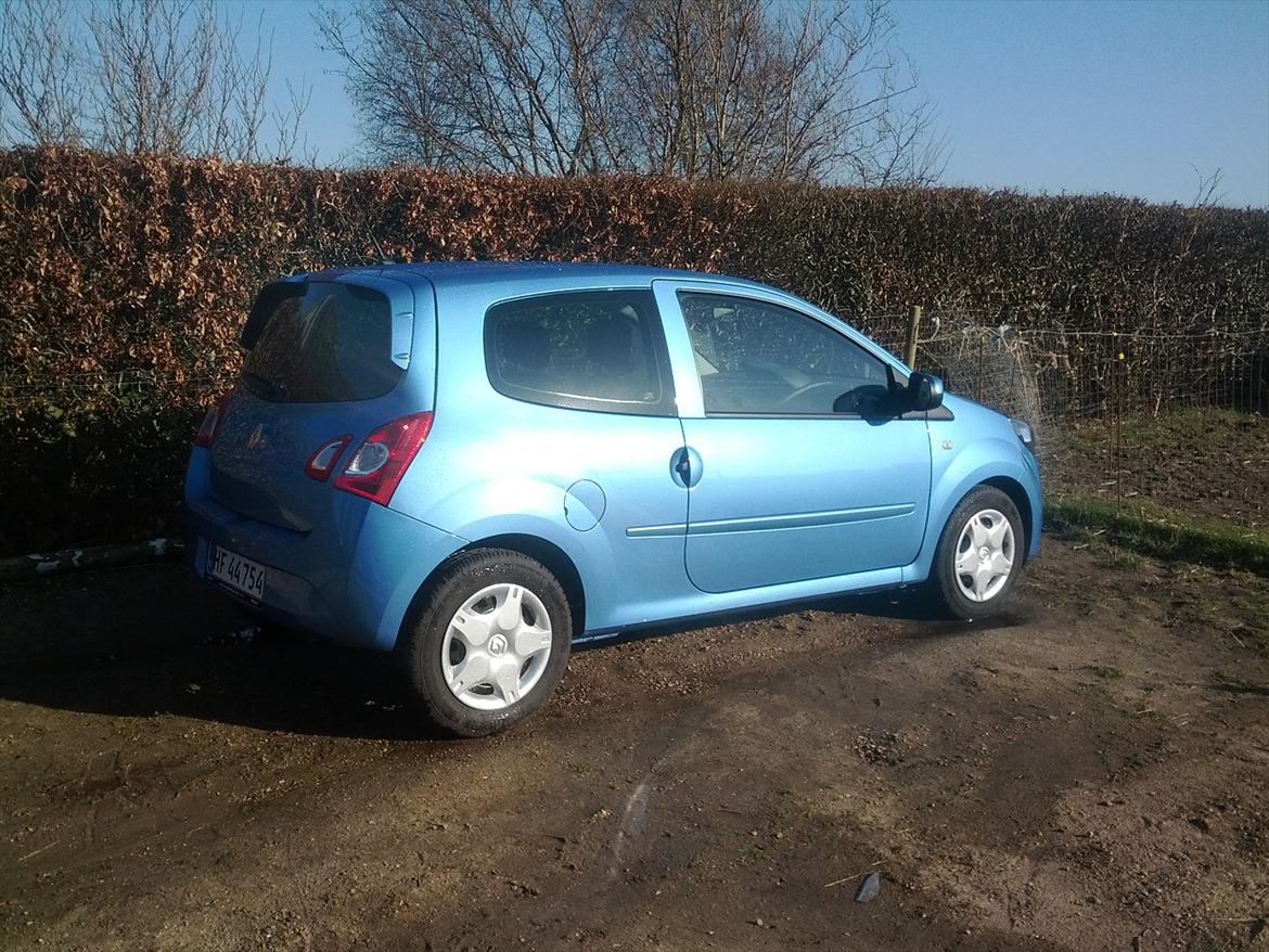 Renault Twingo totalskadet billede 4