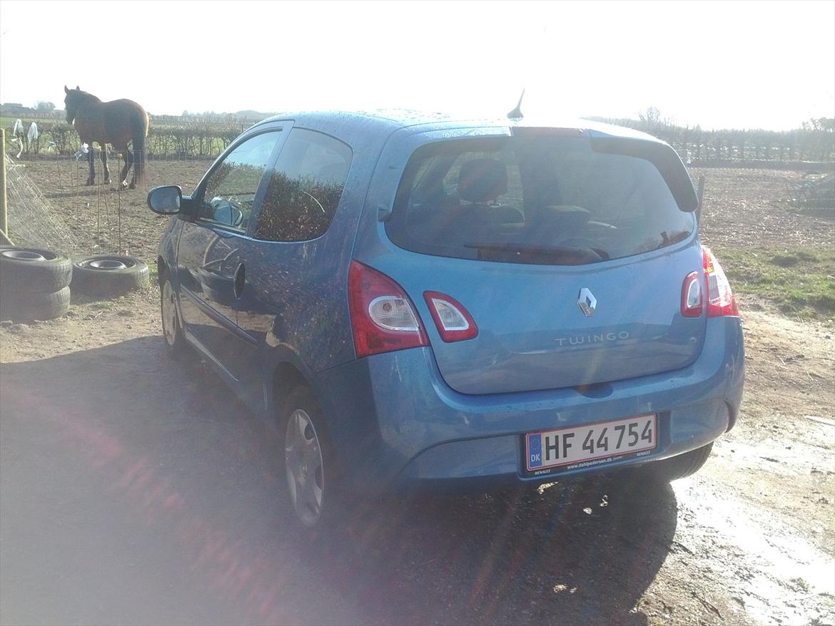 Renault Twingo totalskadet billede 6