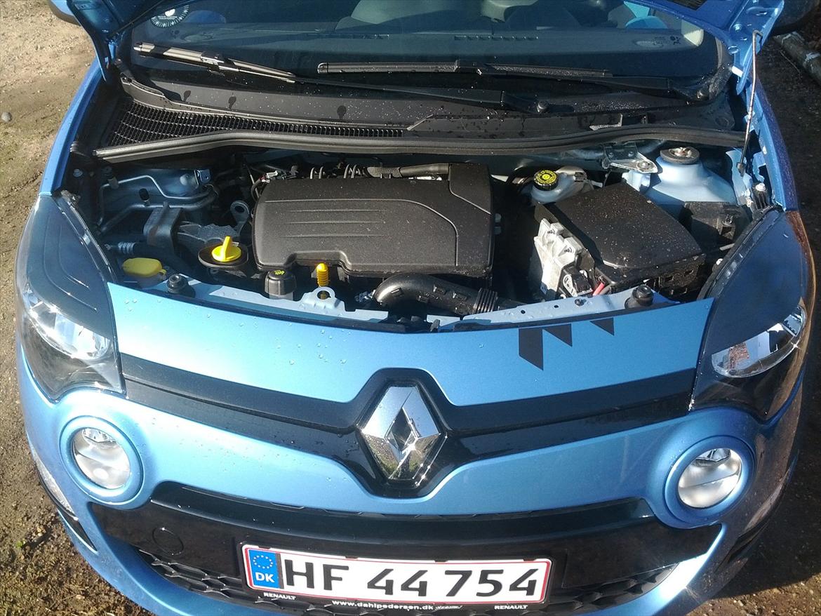 Renault Twingo totalskadet billede 10