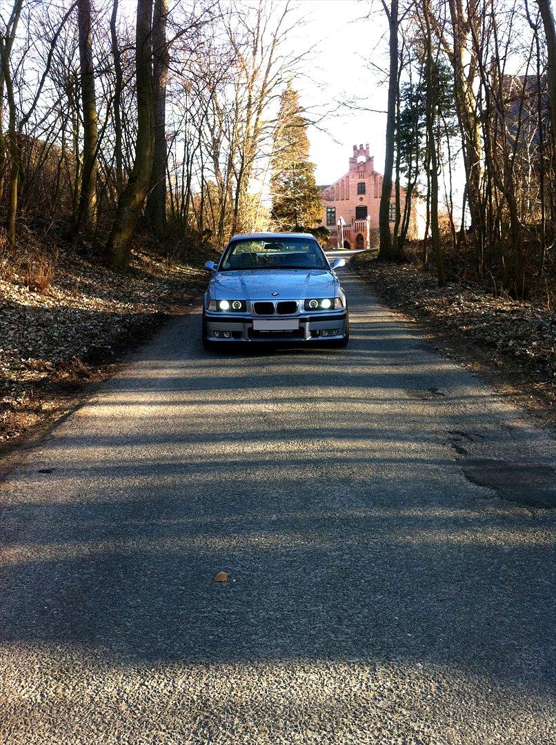 BMW e36 325i billede 4