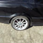 BMW 318i (solgt):-(