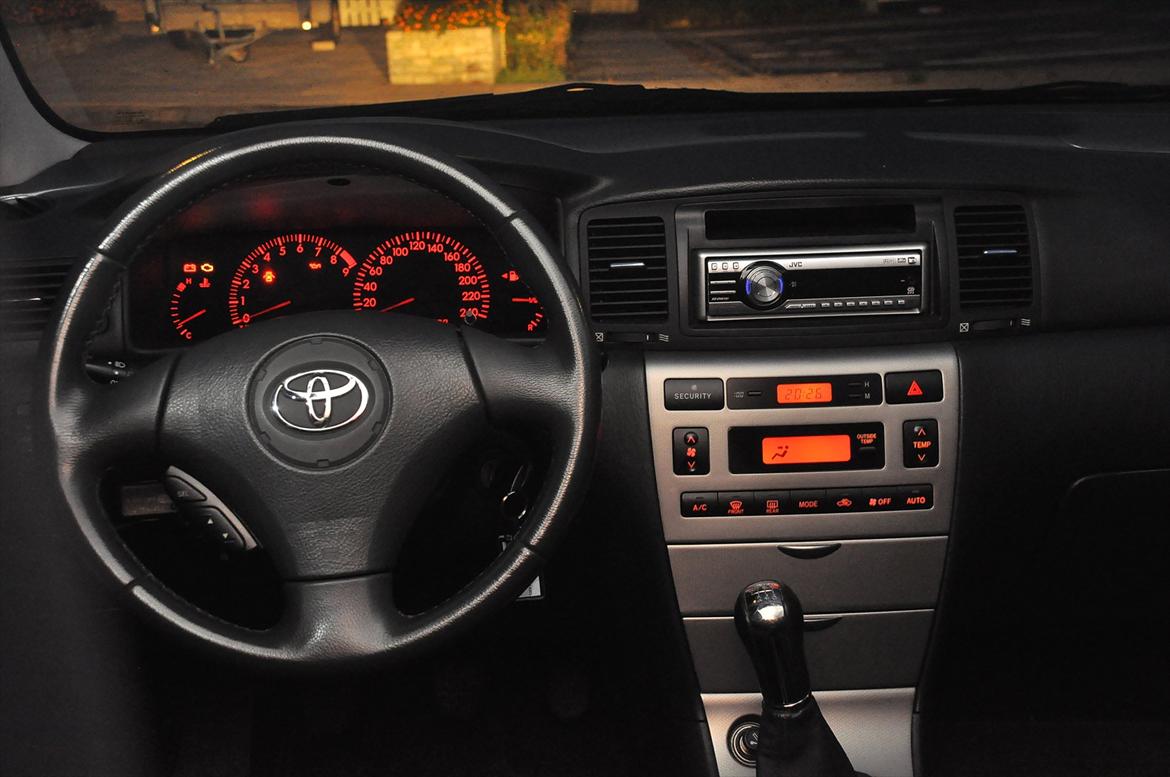 Toyota Corolla 1,8 T-Sport billede 3